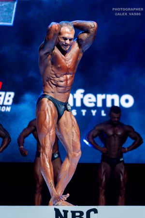 CLASSIC PHYSIQUE +178